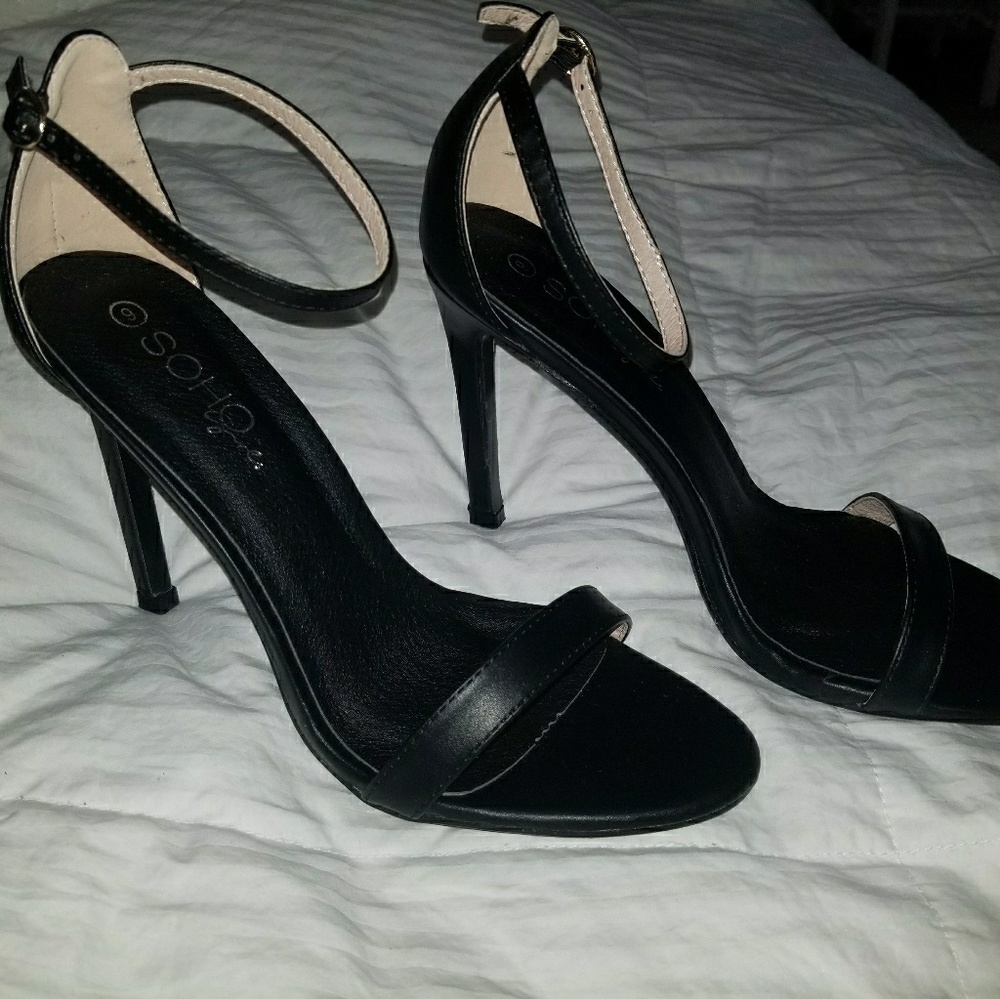 Black Size 9 Strappy Heels